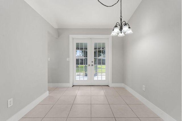 4541 SW Uleta Street, Port St Lucie, FL 34953