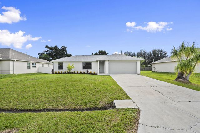 4541 SW Uleta Street, Port St Lucie, FL 34953