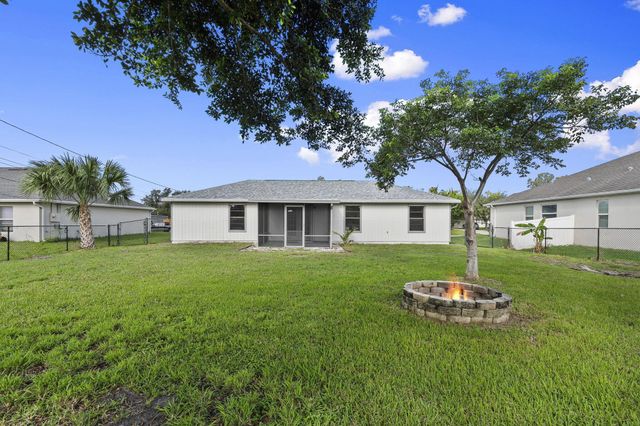 4541 SW Uleta Street, Port St Lucie, FL 34953