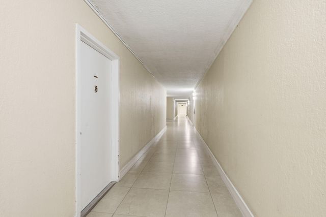 9360 Fontainebleau Boulevard Apt 310, Miami, FL 33172