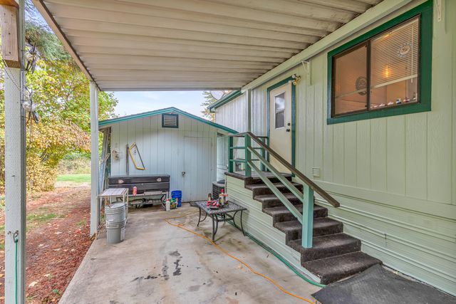 380 Bayard Drive, Grants Pass, OR 97527