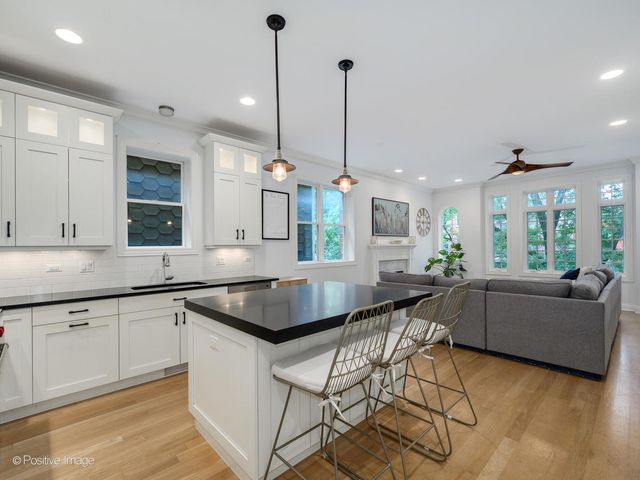 2669 N ORCHARD Street 2, Chicago, IL 60614
