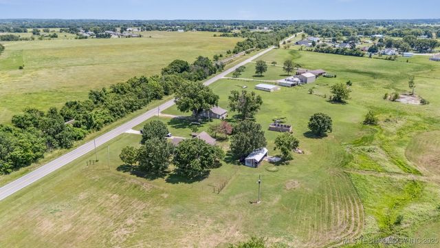 15750 S Old Highway 88 Road, Claremore, OK 74017