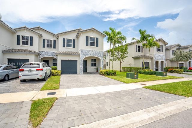 2670 SE 12th St, Homestead, FL 33035
