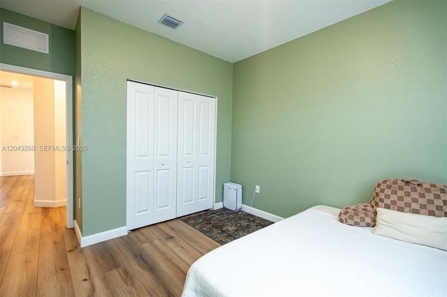 2670 SE 12th St, Homestead, FL 33035