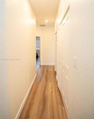 2670 SE 12th St, Homestead, FL 33035