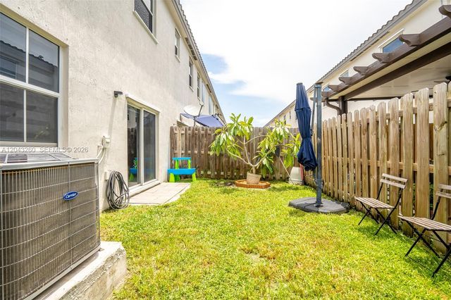 2670 SE 12th St, Homestead, FL 33035