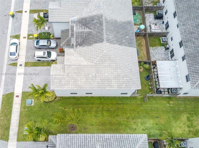 2670 SE 12th St, Homestead, FL 33035