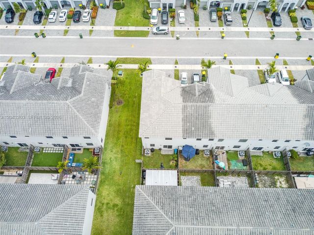 2670 SE 12th St, Homestead, FL 33035