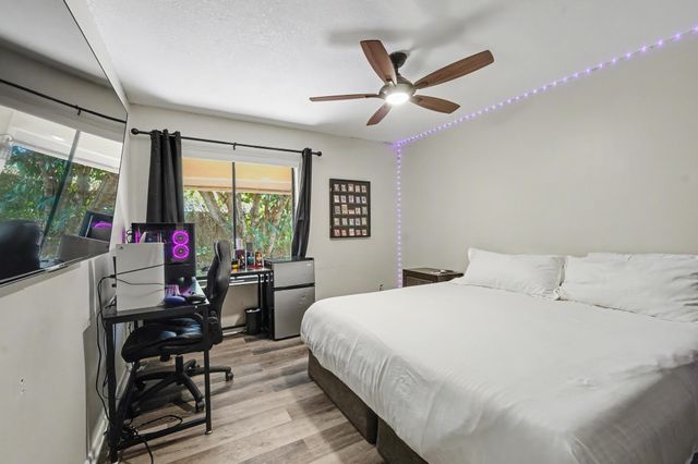 7855 Stanway Place W, Boca Raton, FL 33433