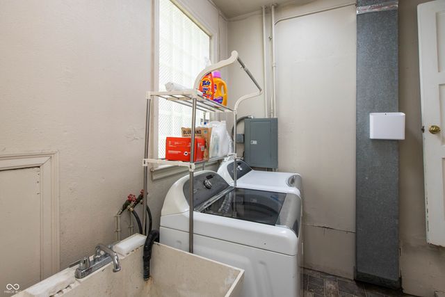 3121 Sharon Avenue, Indianapolis, IN 46222