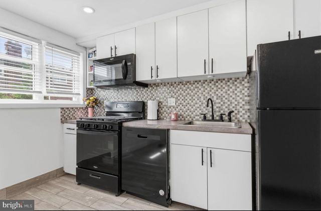4421 E ALLEN ST, Philadelphia, PA 19137