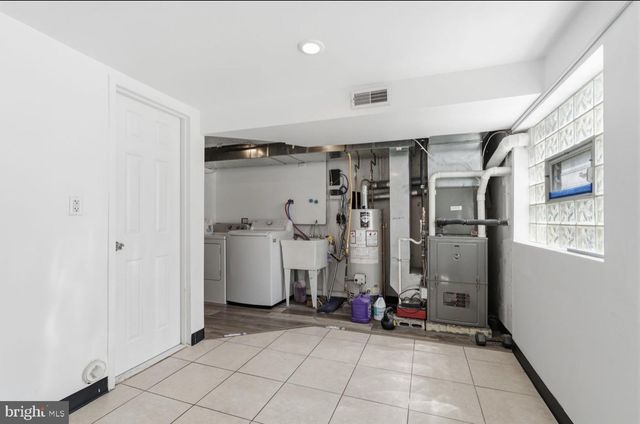 4421 E ALLEN ST, Philadelphia, PA 19137