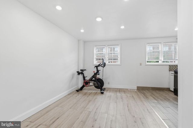 4421 E ALLEN ST, Philadelphia, PA 19137