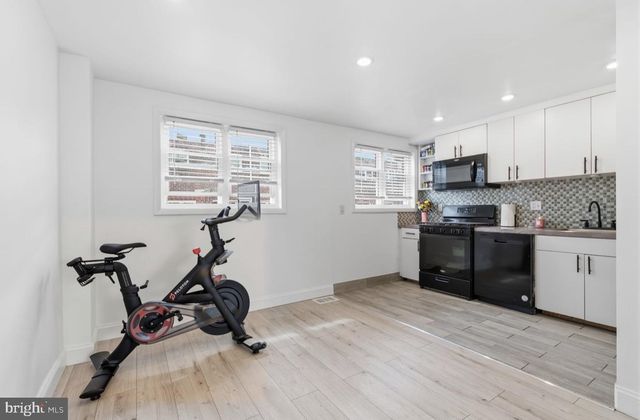 4421 E ALLEN ST, Philadelphia, PA 19137