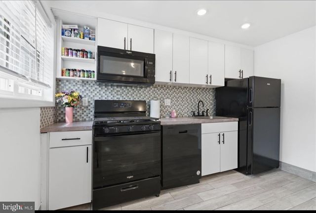 4421 E ALLEN ST, Philadelphia, PA 19137