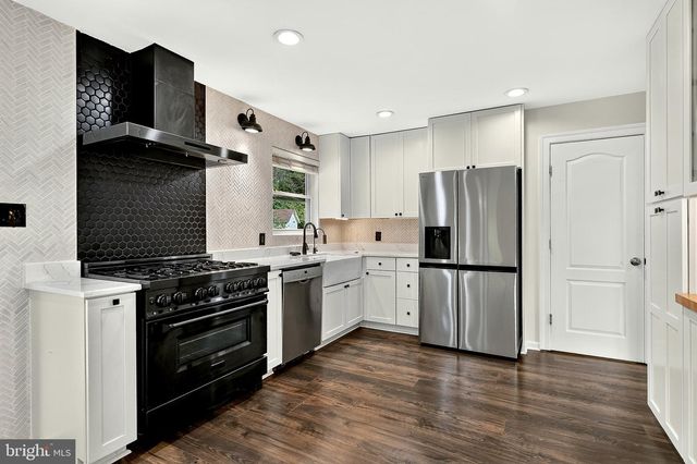 6705 CABIN JOHN RD, Springfield, VA 22150