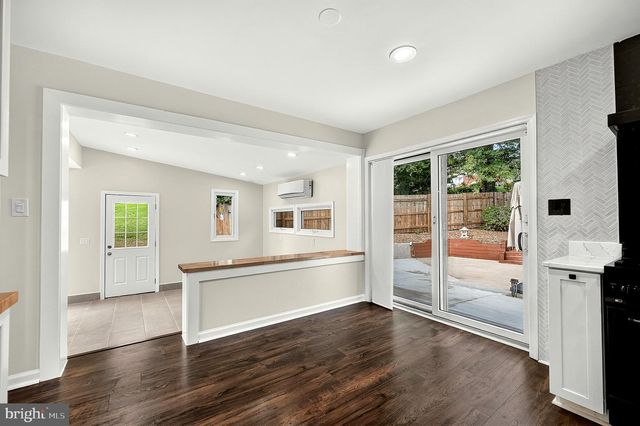 6705 CABIN JOHN RD, Springfield, VA 22150