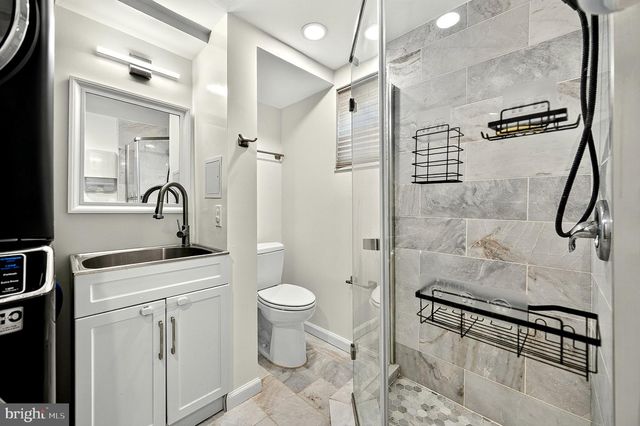 6705 CABIN JOHN RD, Springfield, VA 22150