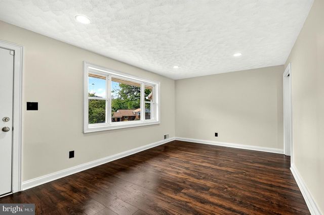 6705 CABIN JOHN RD, Springfield, VA 22150