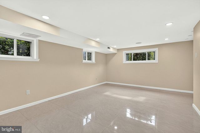 6705 CABIN JOHN RD, Springfield, VA 22150