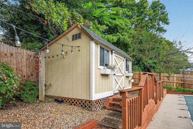 6705 CABIN JOHN RD, Springfield, VA 22150