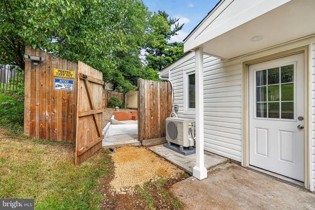 6705 CABIN JOHN RD, Springfield, VA 22150