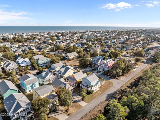 1725 Spot Lane, Kure Beach, NC 28449