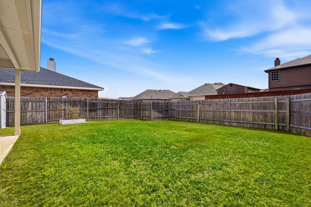 1980 Newport Drive, Lancaster, TX 75146