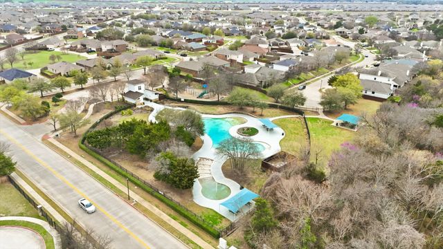 1980 Newport Drive, Lancaster, TX 75146