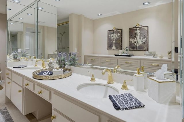 900 Island Drive 304, Rancho Mirage, CA 92270