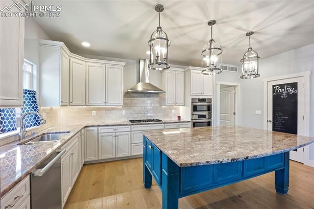 1602 Gold Hill Mesa Drive, Colorado Springs, CO 80905