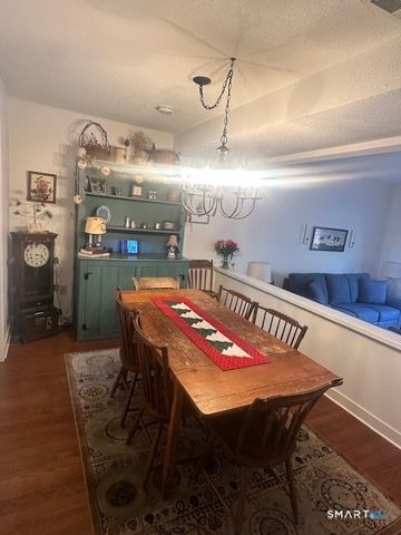 25 Farmington Chase Crescent 25, Farmington, CT 06032