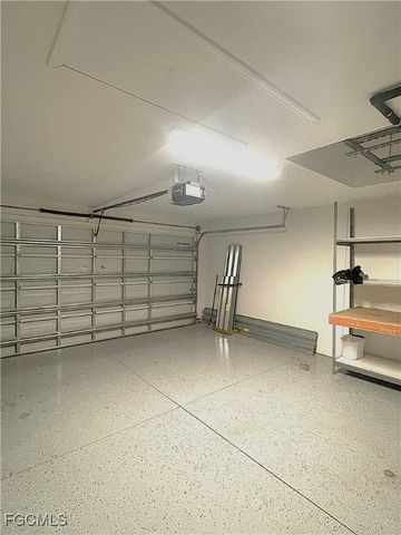 2614 NE 6th PL, Cape Coral, FL 33909