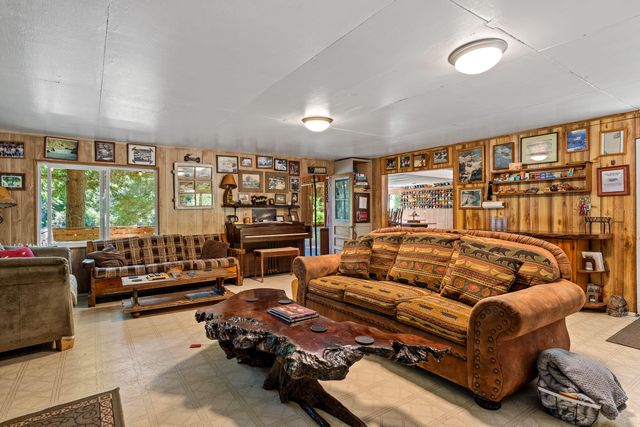 7800 Rogue River, Agness, OR 97406