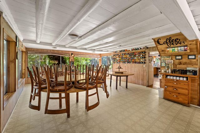 7800 Rogue River, Agness, OR 97406