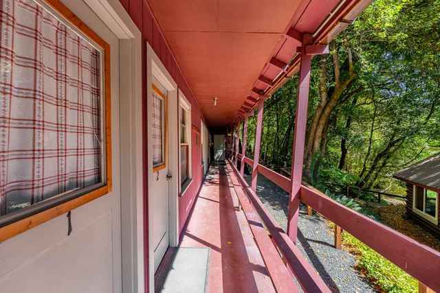 7800 Rogue River, Agness, OR 97406