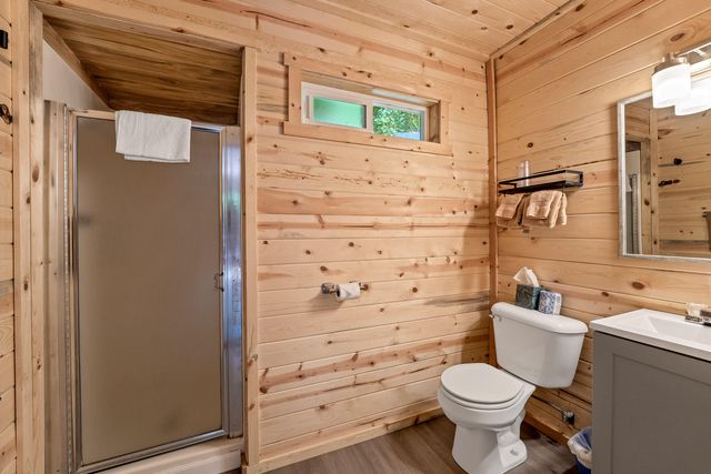 7800 Rogue River, Agness, OR 97406