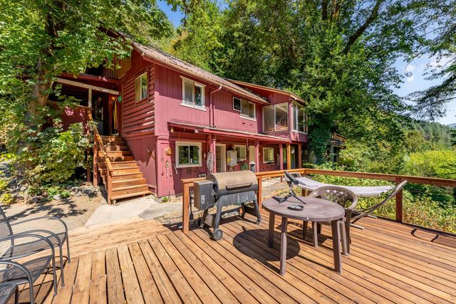 7800 Rogue River, Agness, OR 97406