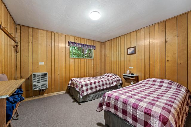 7800 Rogue River, Agness, OR 97406