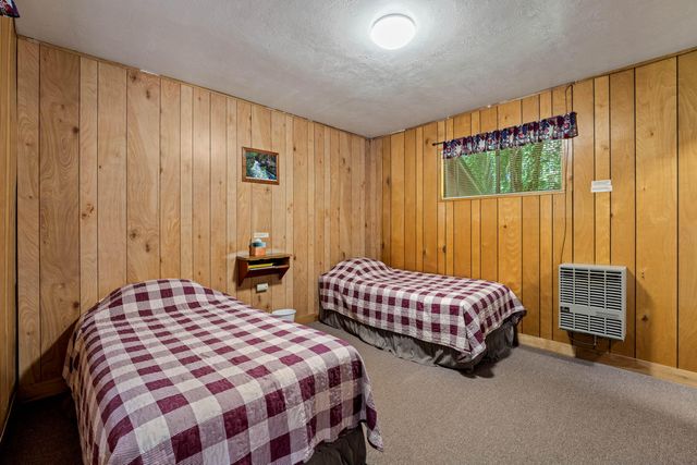 7800 Rogue River, Agness, OR 97406