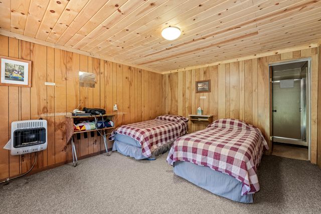 7800 Rogue River, Agness, OR 97406