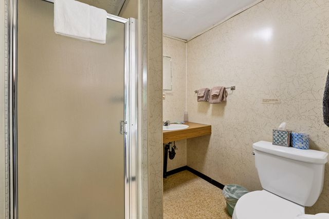 7800 Rogue River, Agness, OR 97406