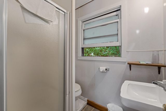 7800 Rogue River, Agness, OR 97406