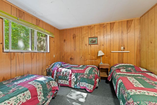 7800 Rogue River, Agness, OR 97406