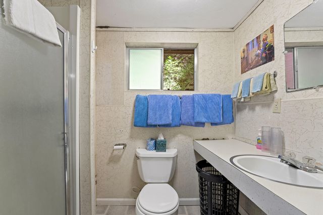 7800 Rogue River, Agness, OR 97406