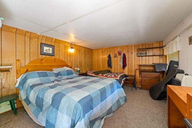 7800 Rogue River, Agness, OR 97406