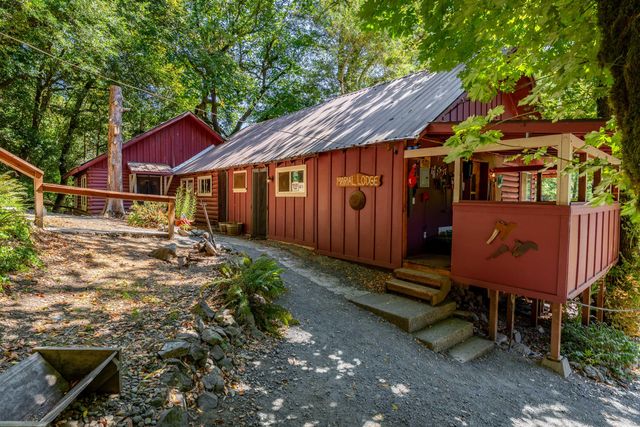 7800 Rogue River, Agness, OR 97406