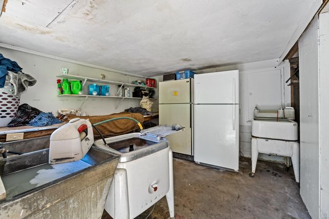 7800 Rogue River, Agness, OR 97406