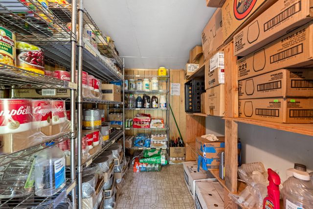 7800 Rogue River, Agness, OR 97406